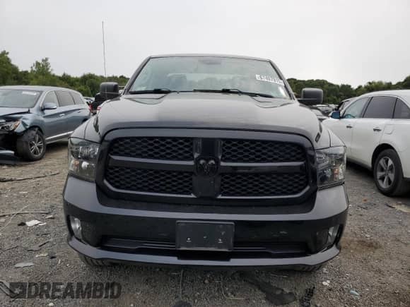 2019 Ram 1500 Tradesman z VIN 1C6RR7FT6KS568484, wystawiony jako Copart lot #67407915 z przebiegiem 67 013 mil mil oraz Szkoda całkowita • Salvage title. Historia ofert i sprzedaży dostępna na DreamBid. Obrazek 5.