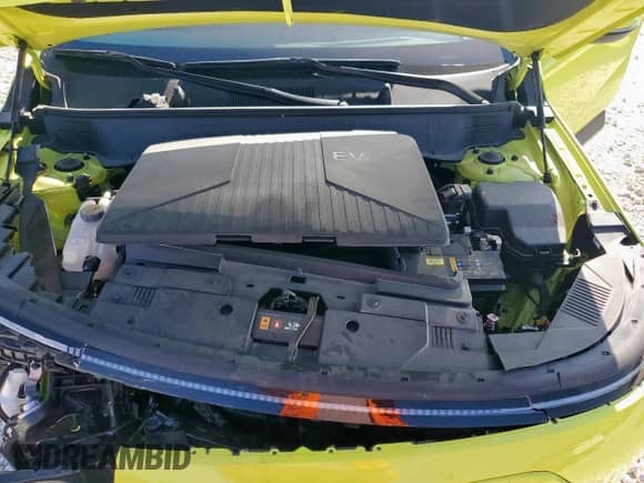 2024 Hyundai Kona SEL with VIN KM8HC3A62RU007452, listed as a Copart auction lot 70960885 with 18,144 mi miles and Salvage title. Bid and sale history available at DreamBid. Image 11.