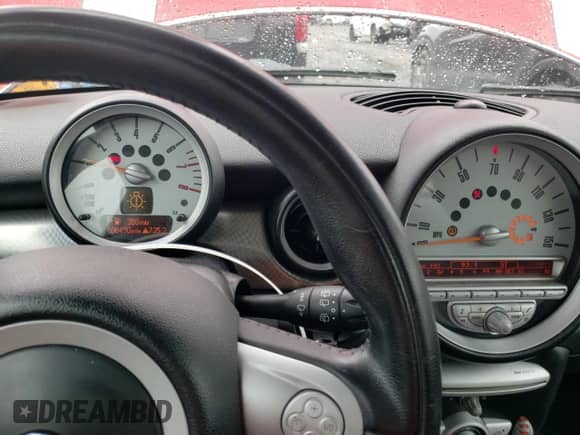 2008 MINI Hardtop S with VIN WMWMF73568TT92876, listed as a Copart auction lot 59484895 with 86,490 mi miles and Clean title. Bid and sale history available at DreamBid. Image 9.
