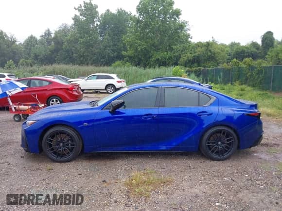 2024 Lexus IS 500 F Sport Performance z VIN JTHAP1D21R5006406, wystawiony jako IAAI lot #42942550 z przebiegiem 8 675 mil mil oraz . Historia ofert i sprzedaży dostępna na DreamBid. Obrazek 14.