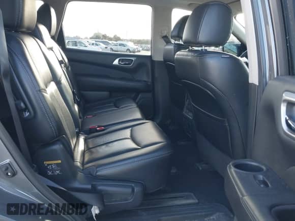 2017 Nissan Pathfinder SL z VIN 5N1DR2MM4HC623692, wystawiony jako IAAI lot #40493909 z przebiegiem 68 563 mil mil oraz . Historia ofert i sprzedaży dostępna na DreamBid. Obrazek 8.