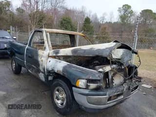 1994 Dodge 1500 z VIN 1B7HC16Y8RS521367, wystawiony jako IAAI lot #41570149 z przebiegiem Nie podano mil oraz . Historia ofert i sprzedaży dostępna na DreamBid. Obrazek 1.