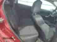 2012 Ford Fiesta SE z VIN 3FADP4EJ6CM142558, wystawiony jako Copart lot #68338545 z przebiegiem 92 137 mil mil oraz Czysty tytuł • Clean title. Historia ofert i sprzedaży dostępna na DreamBid. Obrazek 10.