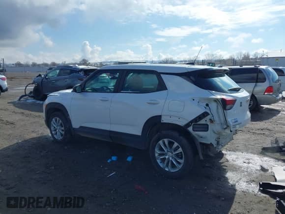 2023 Chevrolet TrailBlazer LS with VIN KL79MNSL9PB182230, listed as a IAAI auction lot 41946504 with 8,462 mi miles and . Bid and sale history available at DreamBid. Image 3.