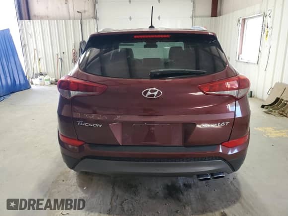 2016 Hyundai Tucson Limited z VIN KM8J33A27GU095409, wystawiony jako Copart lot #70548315 z przebiegiem 135 444 mil mil oraz Czysty tytuł • Clean title. Historia ofert i sprzedaży dostępna na DreamBid. Obrazek 6.