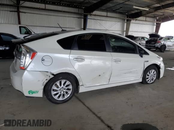 2014 Toyota Prius z VIN JTDKN3DP5E3062115, wystawiony jako Copart lot #86040155 z przebiegiem 117 317 mil mil oraz Szkoda całkowita • Salvage title. Historia ofert i sprzedaży dostępna na DreamBid. Obrazek 3.