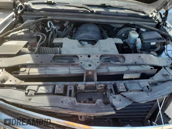 2018 Chevrolet Tahoe LT z VIN 1GNSKBKC6JR373862, wystawiony jako Copart lot #80098265 z przebiegiem 105 520 mil mil oraz Szkoda całkowita • Salvage title. Historia ofert i sprzedaży dostępna na DreamBid. Obrazek 12.