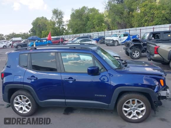 2017 Jeep Renegade Latitude с VIN ZACCJABB8HPE80681, выставлен на аукционе IAAI как лот 43106963 с пробегом 137 553 миль миль и . История ставок и продаж доступна на DreamBid. Изображение 14.