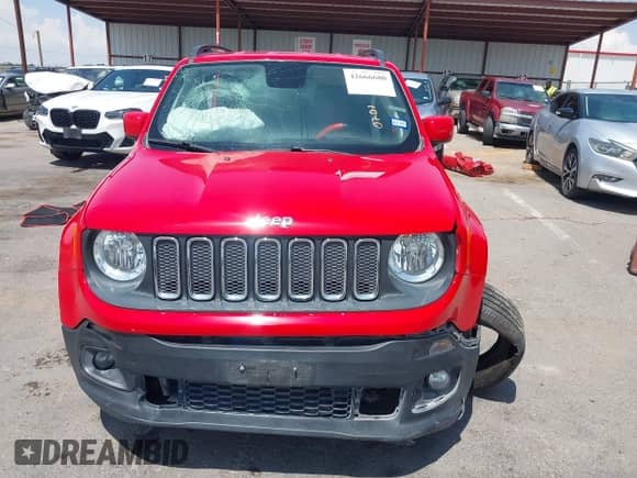 2018 Jeep Renegade Latitude with VIN ZACCJABB2JPH19115, listed as a IAAI auction lot 42666680 with 60,901 mi miles and . Bid and sale history available at DreamBid. Image 12.