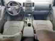 2010 Nissan Frontier SE с VIN 1N6AD0ER3AC434460, выставлен на аукционе Copart как лот 68514785 с пробегом 216 412 миль миль и Списание • Salvage title. История ставок и продаж доступна на DreamBid. Изображение 8.
