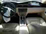 2011 Chevrolet Impala LT Fleet z VIN 2G1WG5EK6B1321280, wystawiony jako Copart lot #80822505 z przebiegiem 139 694 mil mil oraz Szkoda całkowita • Salvage title. Historia ofert i sprzedaży dostępna na DreamBid. Obrazek 8.