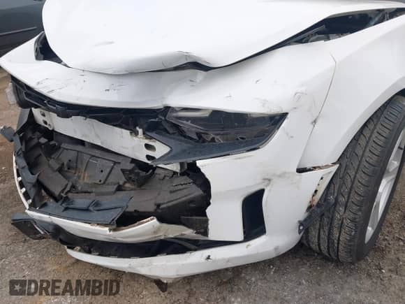 2020 Chevrolet Camaro 1LT с VIN 1G1FB3DX1L0106953, выставлен на аукционе IAAI как лот 43113084 с пробегом 54 909 миль миль и . История ставок и продаж доступна на DreamBid. Изображение 6.