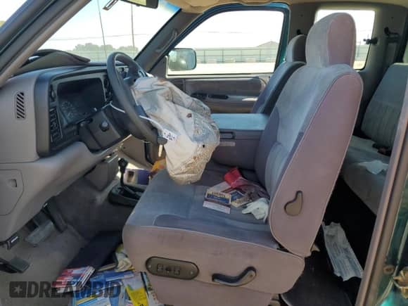 1996 Dodge 2500 with VIN 3B7KF23C0TM142973, listed as a Copart auction lot 77576514 with 162,908 mi miles and Salvage title. Bid and sale history available at DreamBid. Image 7.