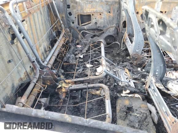 2015 Toyota Tundra SR z VIN 5TFUY5F1XFX450634, wystawiony jako Copart lot #71906135 z przebiegiem Nie podano mil oraz Nie do naprawy • Non repairable. Historia ofert i sprzedaży dostępna na DreamBid. Obrazek 10.