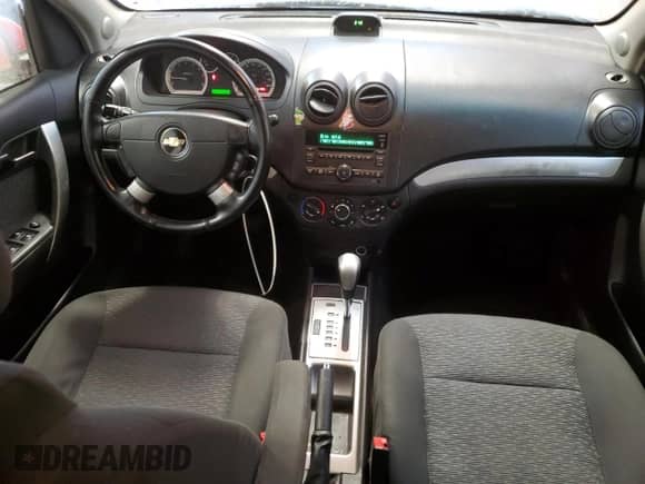 2009 Chevrolet Aveo z VIN 3G1TX55EX9L118981, wystawiony jako Copart lot #83817474 z przebiegiem 194 057 mil mil oraz Szkoda całkowita • Salvage title. Historia ofert i sprzedaży dostępna na DreamBid. Obrazek 8.