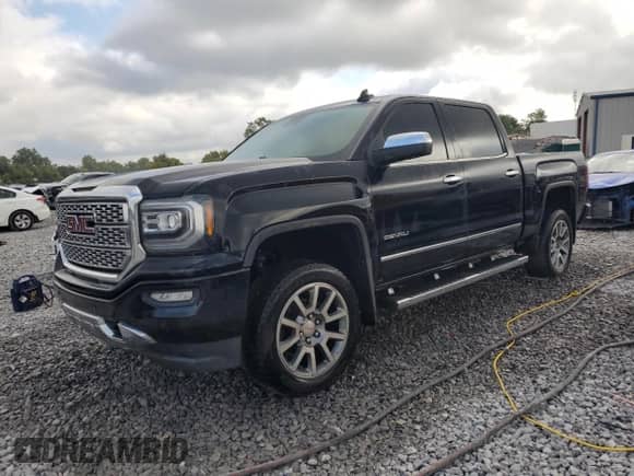 2016 GMC Sierra 1500 Denali z VIN 3GTU2PEJ7GG382684, wystawiony jako Copart lot #66304435 z przebiegiem 71 203 mil mil oraz Czysty tytuł • Clean title. Historia ofert i sprzedaży dostępna na DreamBid. Obrazek 1.