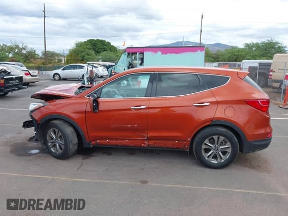 2016 Hyundai Santa Fe with VIN 5XYZT3LB4GG352189, listed as a IAAI auction lot 43001699 with 61,048 mi miles and . Bid and sale history available at DreamBid. Image 15.