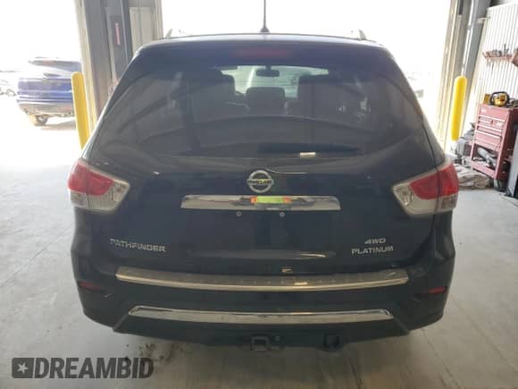 2014 Nissan Pathfinder S z VIN 5N1AR2MM7EC605914, wystawiony jako Copart lot #84273635 z przebiegiem 132 453 mil mil oraz Szkoda całkowita • Salvage title. Historia ofert i sprzedaży dostępna na DreamBid. Obrazek 6.