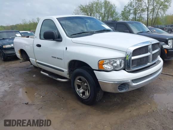 2002 Dodge 1500 z VIN 1D7HU16N82J214155, wystawiony jako IAAI lot #42112882 z przebiegiem 214 411 mil mil oraz . Historia ofert i sprzedaży dostępna na DreamBid. Obrazek 1.
