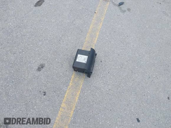 2010 Toyota Sienna CE z VIN 5TDKK4CC7AS312444, wystawiony jako IAAI lot #42291580 z przebiegiem 215 260 mil mil oraz . Historia ofert i sprzedaży dostępna na DreamBid. Obrazek 12.