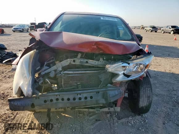 2015 Nissan Note SV z VIN 3N1CE2CP4FL435508, wystawiony jako Copart lot #85124725 z przebiegiem Nie podano mil oraz Szkoda całkowita • Salvage title. Historia ofert i sprzedaży dostępna na DreamBid. Obrazek 5.