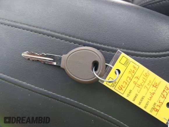 2007 Chrysler 300 C z VIN 2C3LA63H27H825434, wystawiony jako IAAI lot #42717368 z przebiegiem 179 106 mil mil oraz . Historia ofert i sprzedaży dostępna na DreamBid. Obrazek 11.