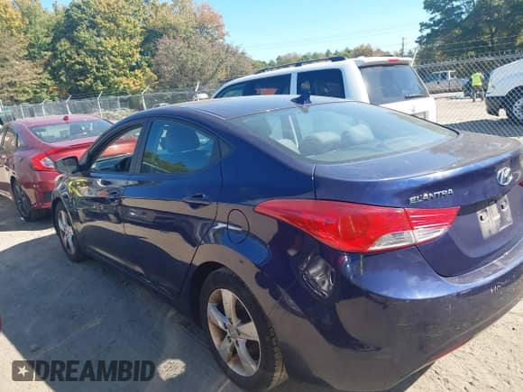 2013 Hyundai Elantra GLS with VIN 5NPDH4AE3DH346032, listed as a IAAI auction lot 43371862 with 122,195 mi miles and . Bid and sale history available at DreamBid. Image 3.
