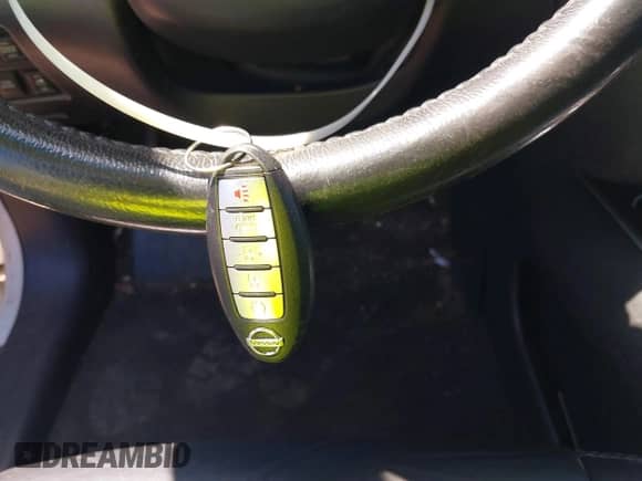 2015 Nissan Pathfinder SL with VIN 5N1AR2MN8FC696945, listed as a IAAI auction lot 43017581 with 100,603 mi miles and . Bid and sale history available at DreamBid. Image 11.