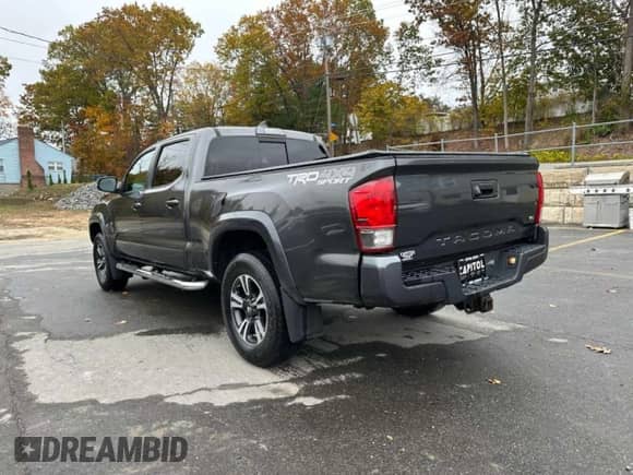 2017 Toyota Tacoma TRD Off Road z VIN 3TMDZ5BNXHM023386, wystawiony jako Copart lot #90888765 z przebiegiem 193 045 mil mil oraz Czysty tytuł • Clean title. Historia ofert i sprzedaży dostępna na DreamBid. Obrazek 2.