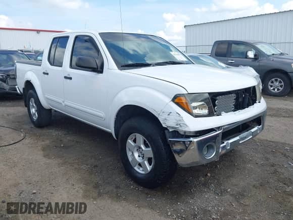 2007 Nissan Frontier Nismo with VIN 1N6AD07W17C427390, listed as a IAAI auction lot 42756077 with 264,184 mi miles and . Bid and sale history available at DreamBid. Image 1.