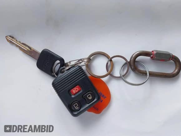 2012 Ford Econoline Cargo Commercial z VIN 1FTNS2EL2CDB27134, wystawiony jako IAAI lot #43182873 z przebiegiem 239 030 mil mil oraz . Historia ofert i sprzedaży dostępna na DreamBid. Obrazek 11.