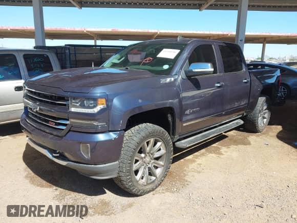 2018 Chevrolet Silverado 1500 LTZ z VIN 3GCUKSEC1JG495350, wystawiony jako IAAI lot #43318196 z przebiegiem 139 694 mil mil oraz . Historia ofert i sprzedaży dostępna na DreamBid. Obrazek 2.