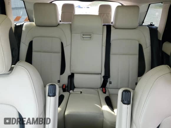 2020 Land Rover Range Rover Sport HSE Dynamic с VIN SALWR2SE9LA728704, выставлен на аукционе Copart как лот 53907315 с пробегом 121 880 миль миль и Списание • Salvage title. История ставок и продаж доступна на DreamBid. Изображение 10.