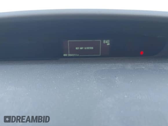 2014 Toyota Prius Four z VIN JTDKN3DUXE1748684, wystawiony jako IAAI lot #42051611 z przebiegiem 204 556 mil mil oraz . Historia ofert i sprzedaży dostępna na DreamBid. Obrazek 7.