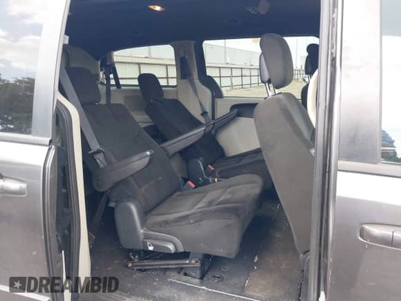 2016 Dodge Grand Caravan SE with VIN 2C4RDGBG0GR343972, listed as a IAAI auction lot 42709787 with 149,994 mi miles and . Bid and sale history available at DreamBid. Image 8.