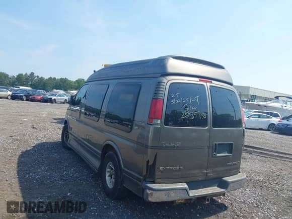 1999 Chevrolet Express z VIN 1GBFG15R2X1071275, wystawiony jako IAAI lot #42464365 z przebiegiem Nie podano mil oraz . Historia ofert i sprzedaży dostępna na DreamBid. Obrazek 3.