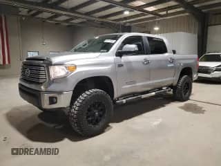 2015 Toyota Tundra Limited z VIN 5TFFY5F16FX192170, wystawiony jako Copart lot #90147695 z przebiegiem 186 946 mil mil oraz Czysty tytuł • Clean title. Historia ofert i sprzedaży dostępna na DreamBid. Obrazek 1.