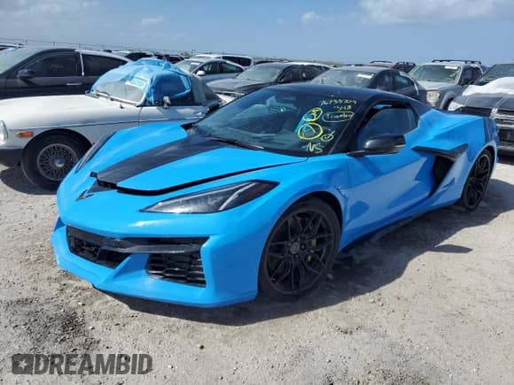 2024 Chevrolet Corvette 3LZ с VIN 1G1YF3D30R5602333, выставлен на аукционе Copart как лот 76733704 с пробегом Не указан миль и На запчасти • Non repairable. История ставок и продаж доступна на DreamBid. Изображение 1.