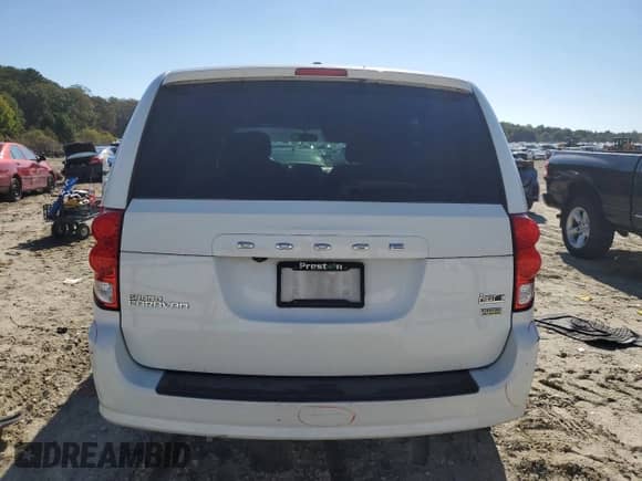 2018 Dodge Grand Caravan SE Plus with VIN 2C4RDGBG5JR215296, listed as a Copart auction lot 82223125 with 109,886 mi miles and Salvage title. Bid and sale history available at DreamBid. Image 6.