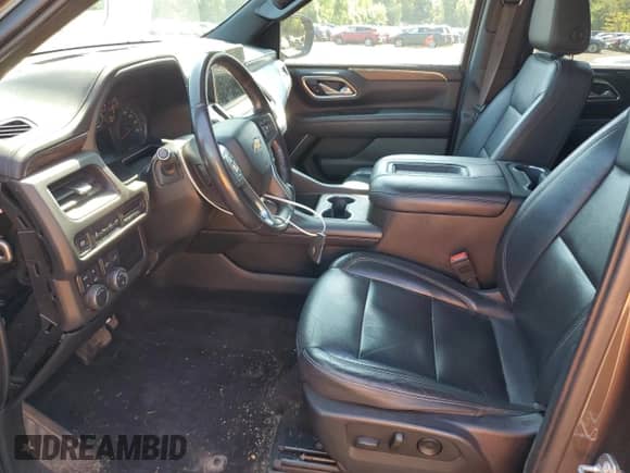 2021 Chevrolet Tahoe LT z VIN 1GNSKNKD7MR117826, wystawiony jako Copart lot #80141815 z przebiegiem 157 643 mil mil oraz Szkoda całkowita • Salvage title. Historia ofert i sprzedaży dostępna na DreamBid. Obrazek 7.