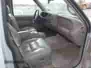 1998 Chevrolet Suburban с VIN 3GNEC16R4WG135454, выставлен на аукционе IAAI как лот 42237715 с пробегом 212 662 миль миль и . История ставок и продаж доступна на DreamBid. Изображение 5.