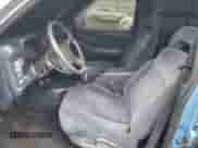 1996 Chevrolet Blazer z VIN 1GNDT13WXT2141284, wystawiony jako Copart lot #73457194 z przebiegiem 207 648 mil mil oraz Szkoda całkowita • Salvage title. Historia ofert i sprzedaży dostępna na DreamBid. Obrazek 7.