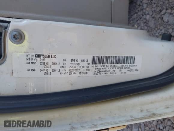 2009 Dodge Grand Caravan SXT с VIN 2D8HN54XX9R641315, выставлен на аукционе IAAI как лот 43043476 с пробегом Не указан миль и . История ставок и продаж доступна на DreamBid. Изображение 9.