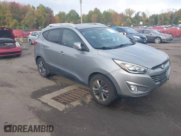 2015 Hyundai Tucson SE with VIN KM8JU3AG1FU116018, listed as a IAAI auction lot 43443014 with 141,816 mi miles and . Bid and sale history available at DreamBid. Image 1.