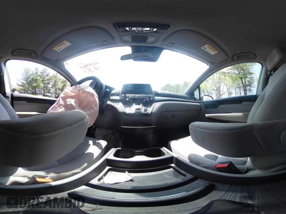 2019 Honda Odyssey EX с VIN 5FNRL6H53KB137441, выставлен на аукционе IAAI как лот 42109828 с пробегом 139 625 миль миль и . История ставок и продаж доступна на DreamBid. Изображение 18.