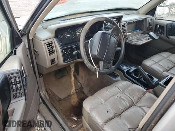 1994 Jeep Grand Cherokee Limited с VIN 1J4GZ78Y7RC224640, выставлен на аукционе Copart как лот 86942394 с пробегом 174 264 миль миль и Чистый • Clean title. История ставок и продаж доступна на DreamBid. Изображение 8.