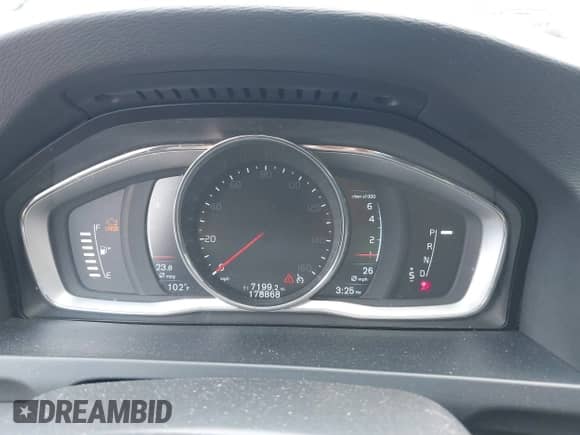 2016 Volvo S60 T5 Drive-E Premier with VIN YV126MFK4G2404550, listed as a IAAI auction lot 42960457 with 178,868 mi miles and . Bid and sale history available at DreamBid. Image 7.