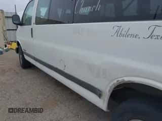 2000 Chevrolet Express с VIN 1GAHG39R0Y1233974, выставлен на аукционе IAAI как лот 41729422 с пробегом 132 827 миль миль и . История ставок и продаж доступна на DreamBid. Изображение 6.