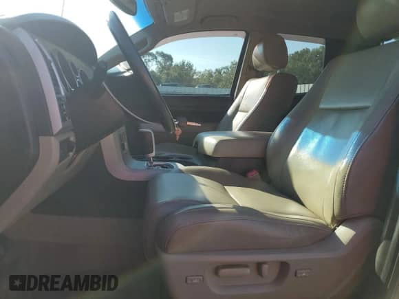 2007 Toyota Tundra Limited с VIN 5TBBV581X7S465079, выставлен на аукционе Copart как лот 80245355 с пробегом 203 592 миль миль и Списание • Salvage title. История ставок и продаж доступна на DreamBid. Изображение 7.