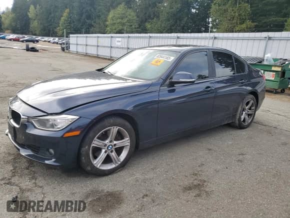 2013 BMW 3 Series 328i z VIN WBA3C1C56DF436787, wystawiony jako Copart lot #82644165 z przebiegiem 147 585 mil mil oraz Szkoda całkowita • Salvage title. Historia ofert i sprzedaży dostępna na DreamBid. Obrazek 1.